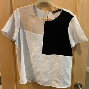 ~Zara~ Short Sleeved Patch Blouse